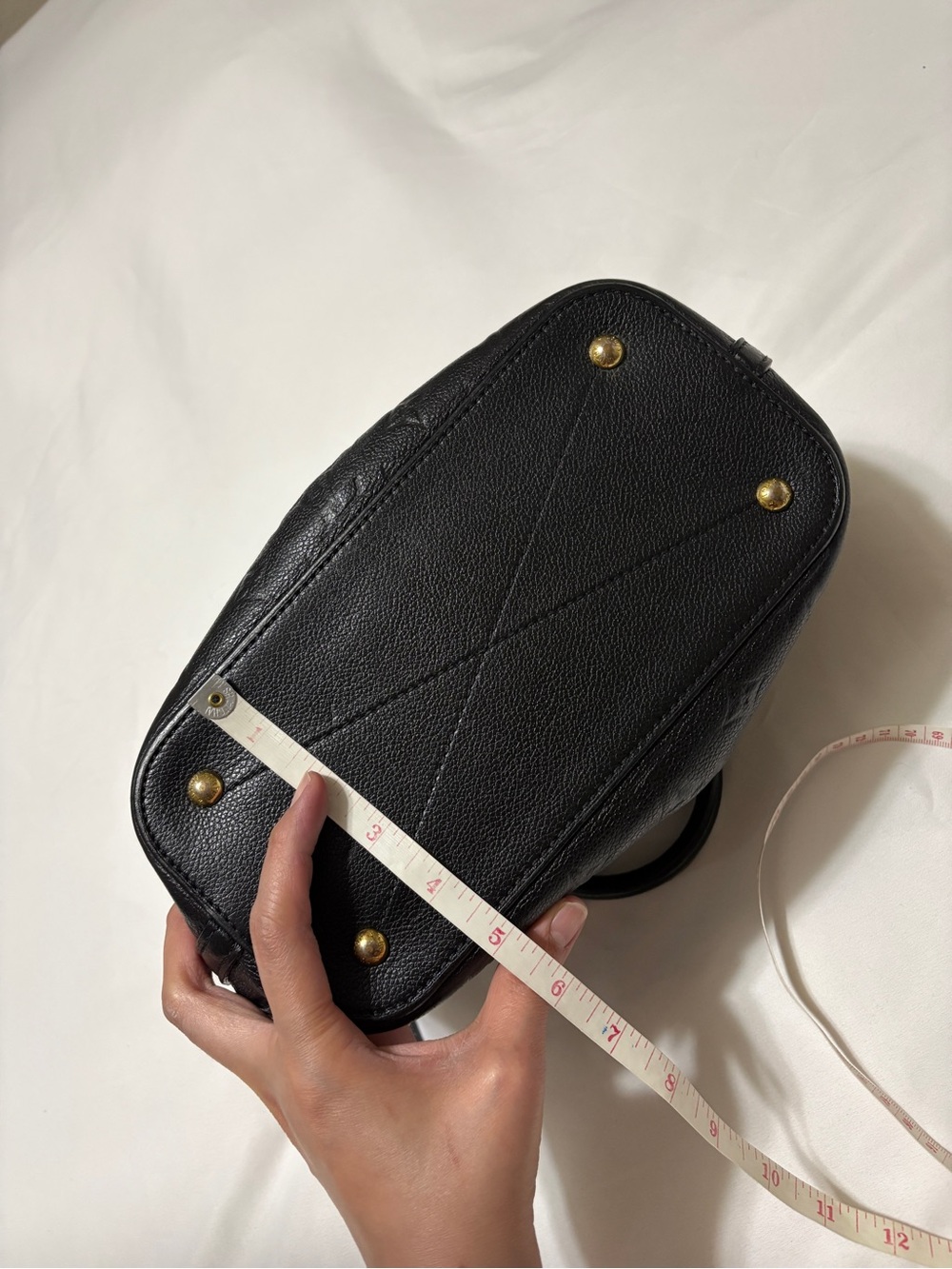 Louis Vuitton Mazarine Black Leather Handbag - Picture 9 of 16